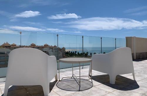 Ayamonte Apartment | Penthouse with wide terrace next to the ocean