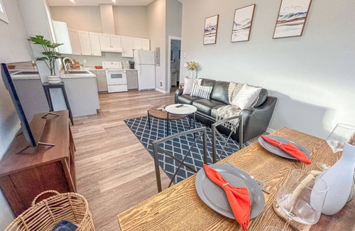 Okanagan-Similkameen House | Penticton Guesthouse with King Bed