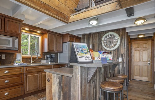 Pentwater Cottage | Pentwater Tree House on Lake Michigan