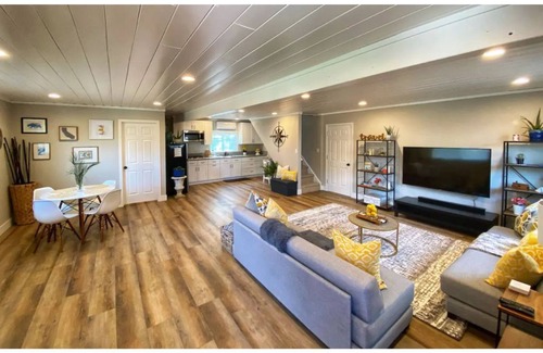 Tracy House | Pepper Tree Cottage Retreat