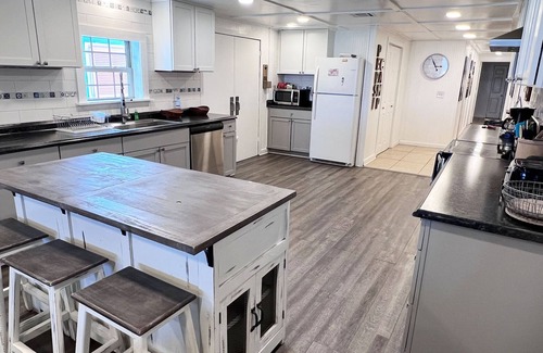 Grand Isle House | Pepsi Camp - Beachfront - Island Realty
