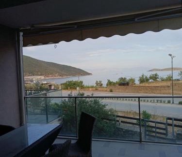 Nea Peramos House | Peramos View Luxury Maisonette