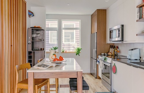 Columbia City House | Perch - Colombia City Comfort: 3 Bedrooms | Conveniently Located Near Transit