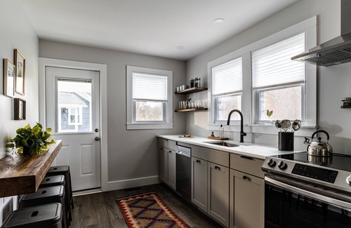 Boiceville Cottage | Perch Cottages #9: Direct access to Esopus Creek.