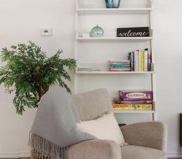 Coupeville House | Perch - Island Hideaway