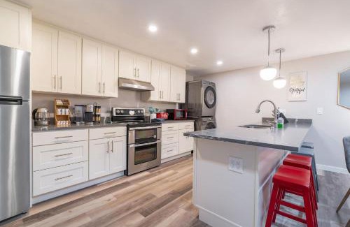 North Queen Anne Apartment | Perch - Queen Ann Flat