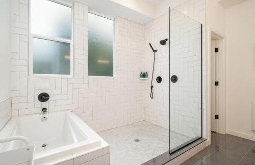 Windermere House | Perch - Sand Point Haven