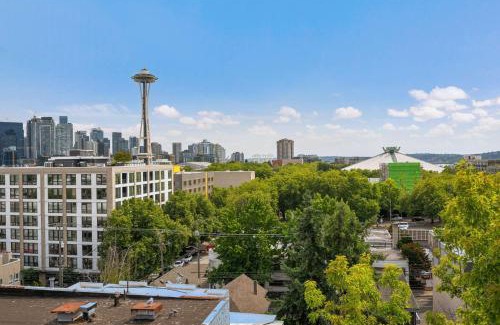Lower Queen Anne House | Perch - Wanderlusts Hidden Gem