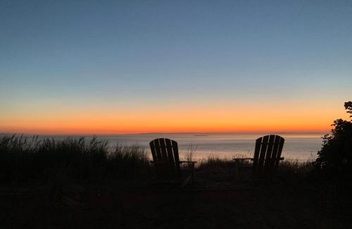 Oak Harbor House | Perch - West Beach Point