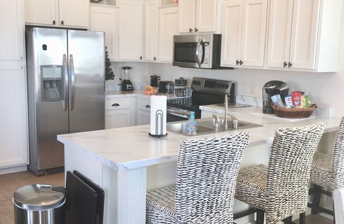 Navarre Beach House | Perfect 10/10 Rated Navarre Beach House-1 minute drive/5 minute walk to the Gulf