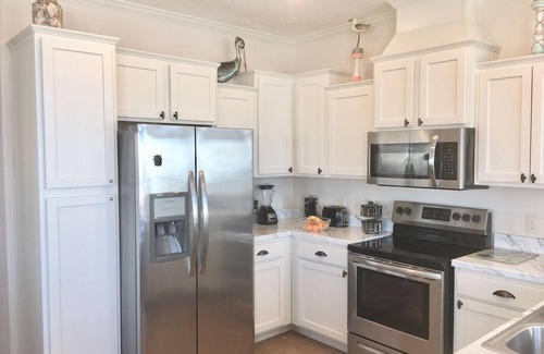 Navarre Beach House | Perfect 10/10 Rated Navarre Beach House-1 minute drive/5 minute walk to the Gulf