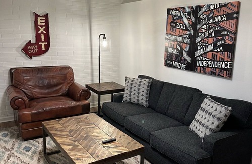 Highlands - Perkins Apartment | Perfect Apartment - Walk to LSU!