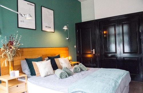 Oude Pijp Bed & Breakfast | PERFECT B&B MIDDLE OF AMSTERDAM