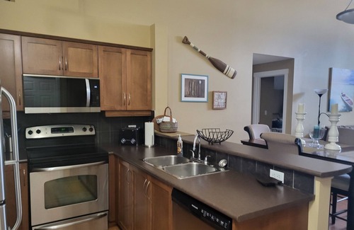 East Kootenay Condo | PERFECT BEACH/MOUNTAIN GETAWAY