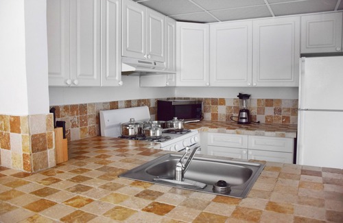 Key Biscayne Apartment | Perfect Beach Retreat! Spacious Suite w/King Bed, Living Room, Kitchen