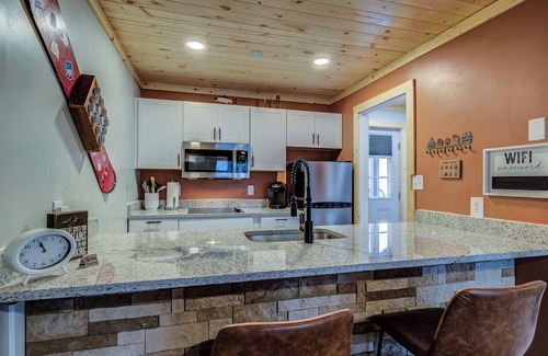 Beech Mountain Condo | Perfect Beech Mtn Basecamp> Hike, Bike, Relax