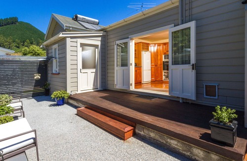 Nelson South Villa | Perfect Central Nelson Location at the City Fringe in The Brook
