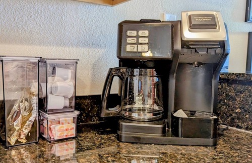 Biloxi Condo | "Perfect Coastal Getaway for Relaxation and Fun-Biloxi Dunes Delight!"!"