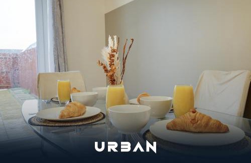 Peterborough House | Perfect Contractor House 3 Bedroom Sleeps 7