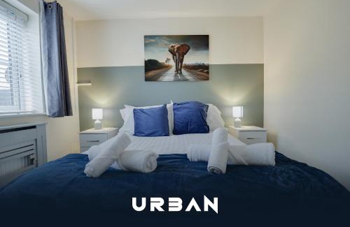 Peterborough House | Perfect Contractor House 3 Bedroom Sleeps 7