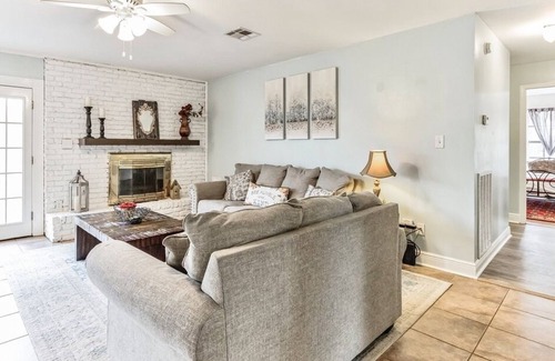 Covington House | Perfect Covington Getaway Near Historic Downtown!