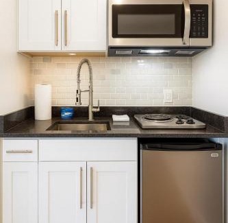 Downtown Apartment | Perfect Downtown Stay Yale Walk Sallys Apizza