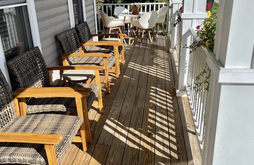 Harbor Springs House | Perfect Downtown Harbor Springs Retreat – Walk Everywhere!