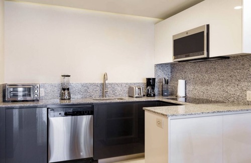 Santa Rosa Apartment | Perfect Elite holiday experience with your family - Dec 25 - Jan 1