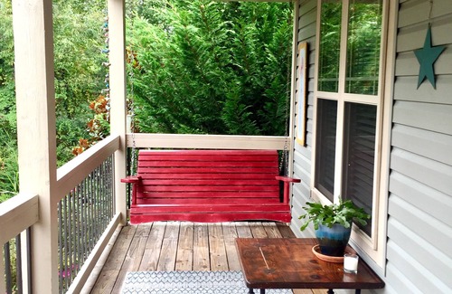 Woodfin House | Perfect Family/Friends Getaway, Min to Everything