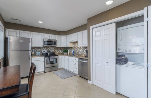 Osage Beach Condo | Perfect Family Lake Getaway with Pool!