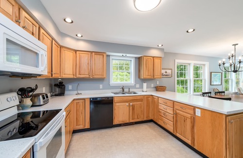 Harpswell House | Perfect family vacation home with beautiful views and great outdoor space