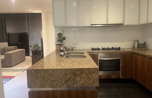 Southbank Apartment | Perfect for bucks or hens celebration . Very affordable when booked by a group.