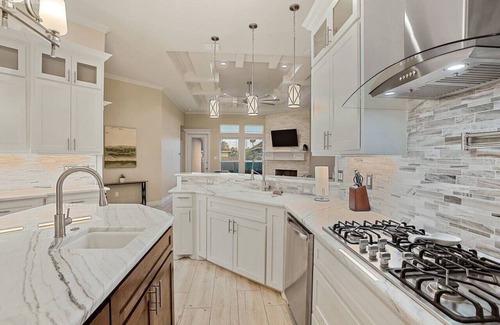 South Side House | Perfect for construction companies!