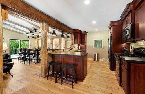 Baileys Harbor House | Perfect for families!, Baileys Harbor 3 Bedroom House! Sleeps 6 plus 2 under 12