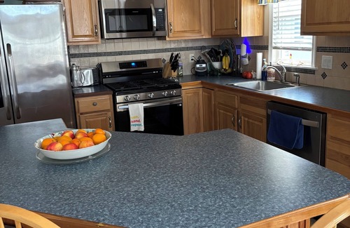 Sea Isle City Condo | Perfect for families! toddler friendly, centrally located, 10 min walk to beach.