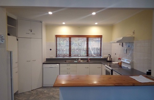 Otaki Beach House | Perfect for Family & Friends - Fantastic spacious beach house