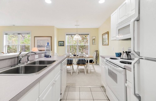 St. James Condo | Perfect for Family Stays- Wonderful 2 BR condo, w/Pool in the St James Community