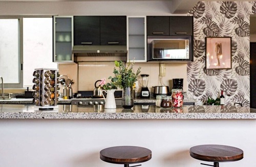 Roma Norte Apartment | Perfect for Groups, Modern 3BR Condo in Roma Norte