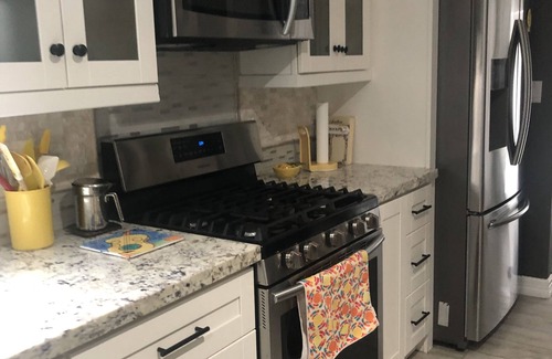 Westbury House | Perfect for roommates and dogs