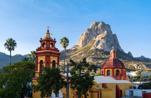 El Marques House | Perfect for Vacationing