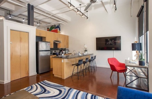 Downtown Fort Worth Apartment | Perfect FTW Location | Prime Loft in Downtown