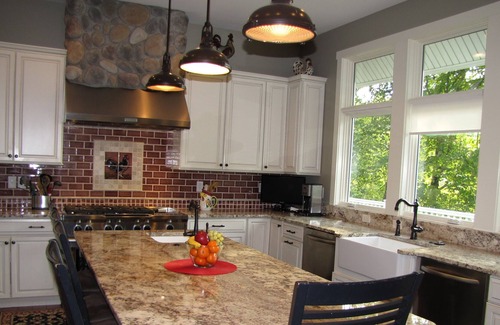 Big Creek House | Perfect Getaway. Big Creek, Year round deep water