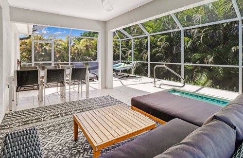 Bonita Springs House | Perfect getaway house in famous Bonita Springs, FL