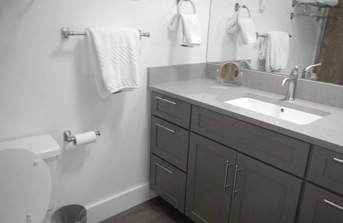 Hailey House | Perfect Hailey Local: Biking Trail, Great Views, Walk To Town, Campion Ice House