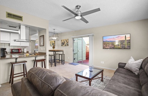 Villa Sierra Madre Condo | Perfect Hidden Retreat.