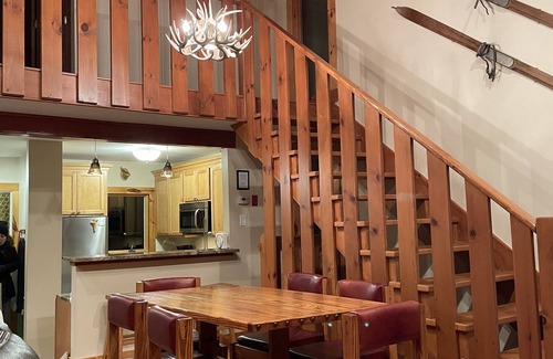 Stratton and Bromley Ski Areas Ski Chalet | Perfect house surrounded by National Forest to get away and decompress!
