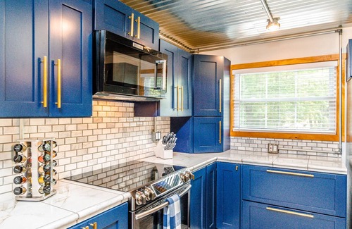 Woodbourne House | Perfect house to Escape to!!! Unique rental with lots of surprises!