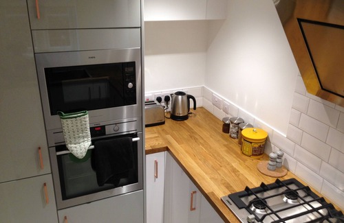 Norbiton Apartment | Perfect Kingston Flat