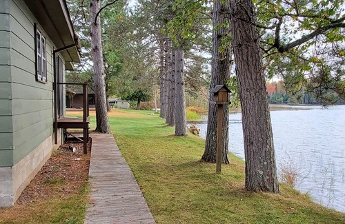 Mercer Cabin | Perfect lakefront cabin up north