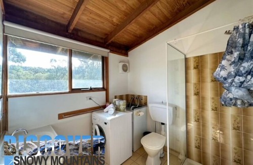 Anglers Reach Apartment | Perfect Little Retreat - Summer or Winter!